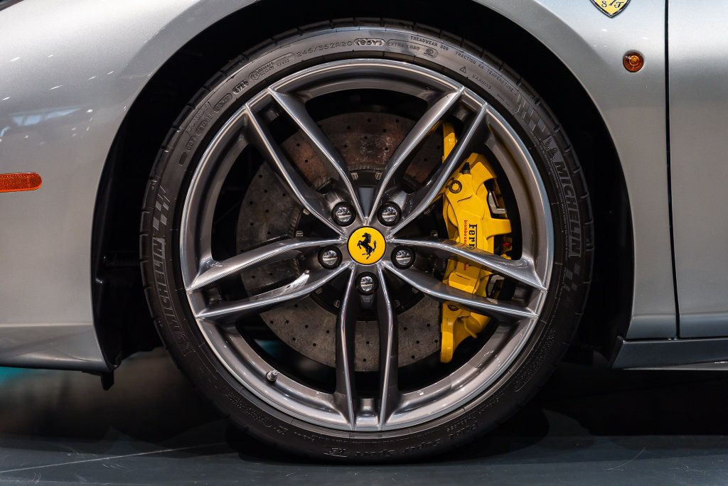 Certified 2018 Ferrari 488 Spider RWD image 13