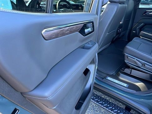 New 2026 Chevrolet Tahoe Z71 w/ Comfort Package image 17