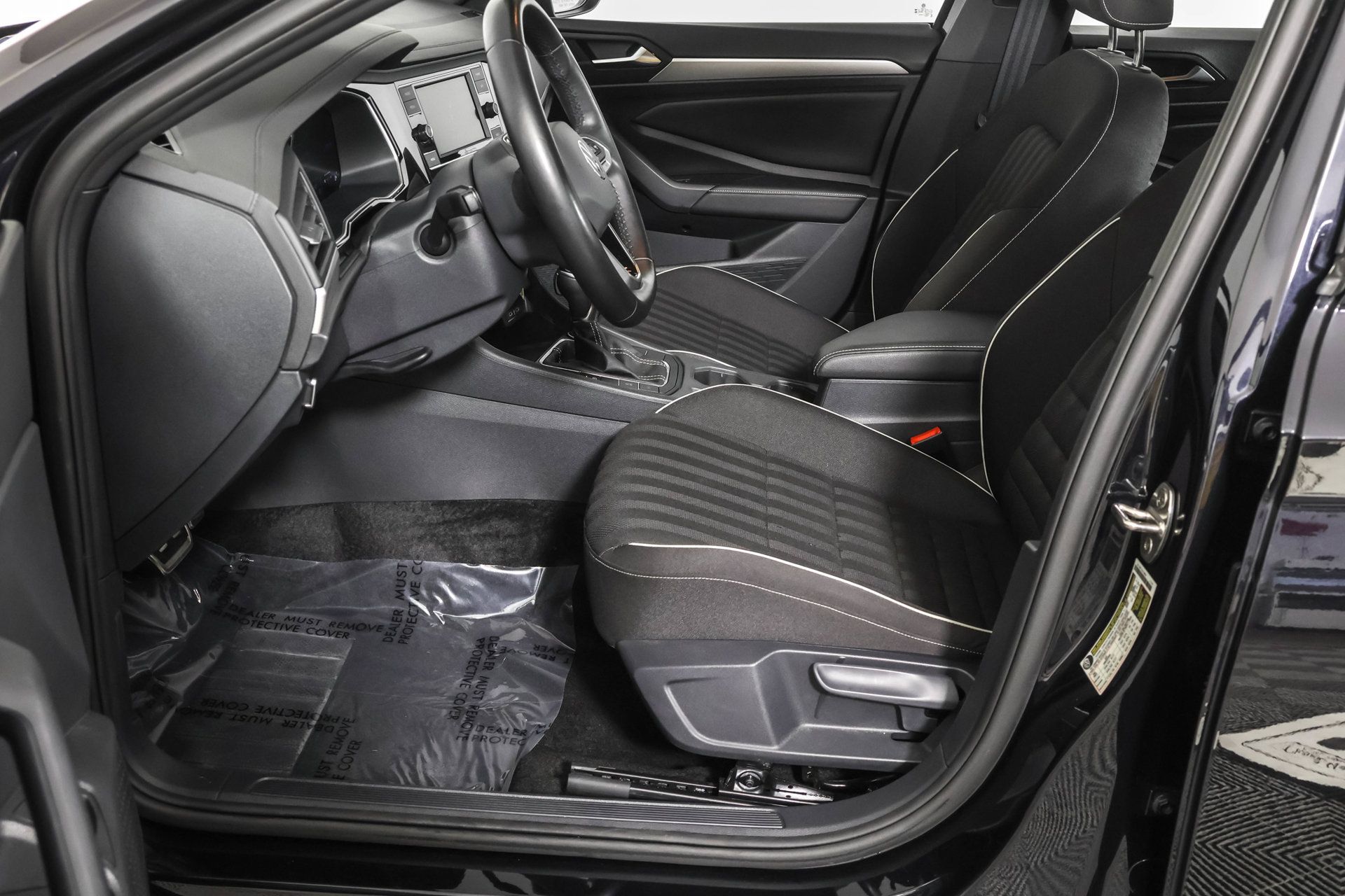 Used 2024 Volkswagen Jetta Sport FWD image 22