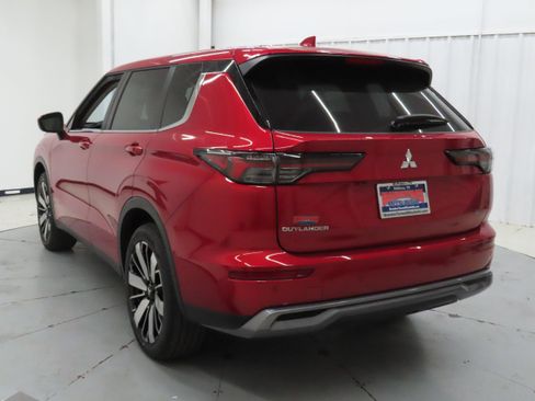 New 2026 Mitsubishi Outlander SE FWD image 6