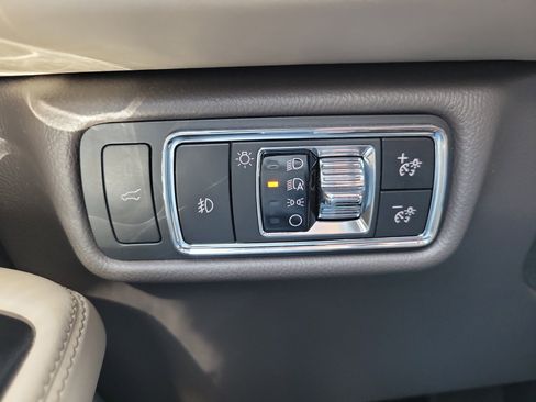 Used 2020 Lincoln Aviator Reserve w/ Equipment Group 201A image 26