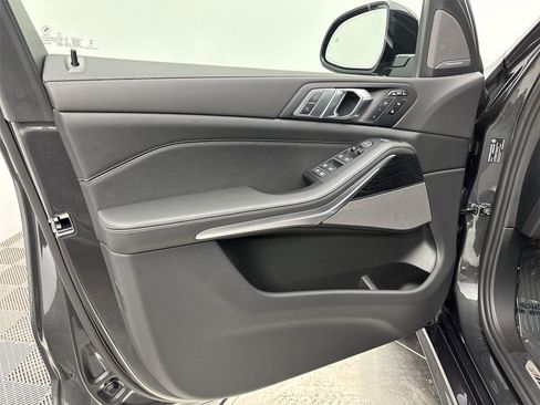 New 2026 BMW X7 xDrive40i w/ Executive Package image 26