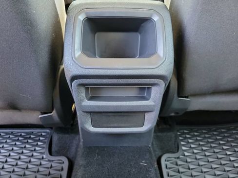 Used 2024 Volkswagen Taos S AWD/4WD image 16