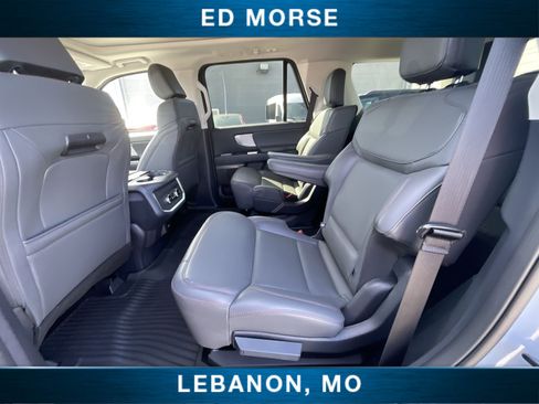 Used 2025 Ford Expedition Active AWD/4WD image 24