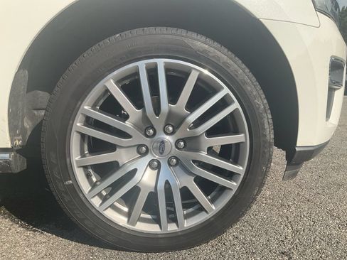 Used 2022 Ford Expedition Max Limited RWD image 10