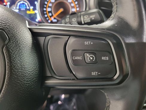 Used 2022 Jeep Wrangler Unlimited Sport w/ Sun And Sound Package AWD/4WD image 43