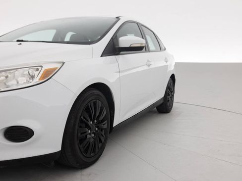 Used 2013 Ford Focus SE FWD image 12