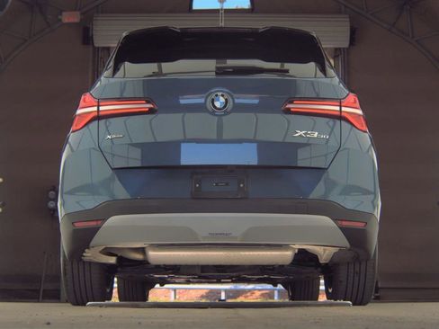 Used 2025 BMW X3 xDrive30i AWD/4WD image 5