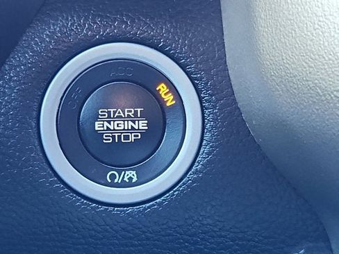 Used 2019 RAM 1500 Laramie image 20