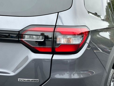 Certified 2025 Honda Pilot Touring image 32