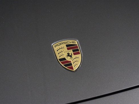 Used 2025 Porsche Macan 4 Electric image 27