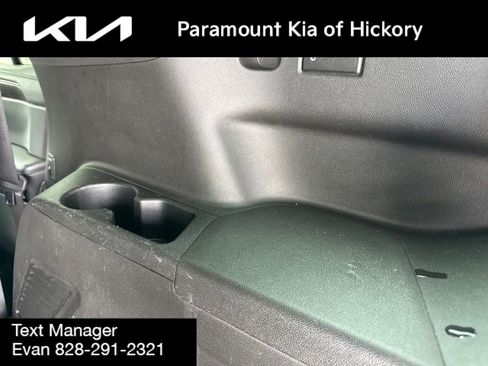 Used 2022 Chevrolet Tahoe Z71 w/ Luxury Package AWD/4WD image 14