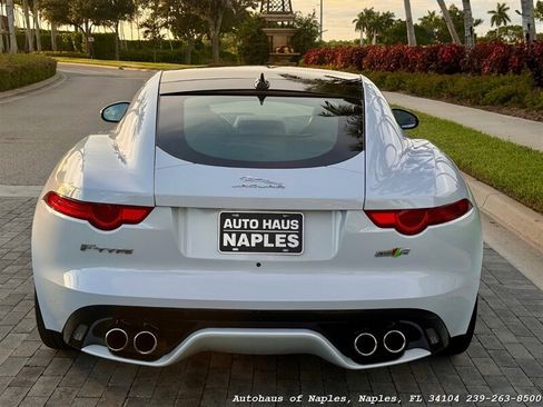 Used 2017 Jaguar F-TYPE R AWD/4WD image 24