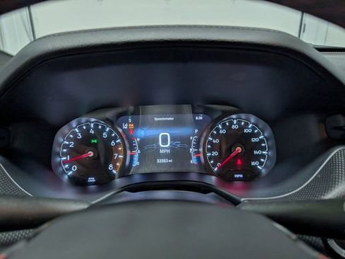 Used 2025 Jeep Compass Trailhawk AWD/4WD image 14