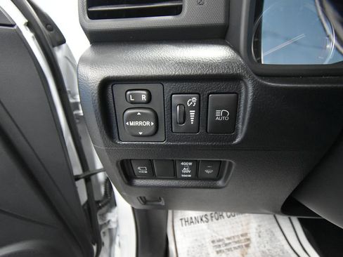 Used 2024 Toyota 4Runner TRD Off-Road Premium image 7