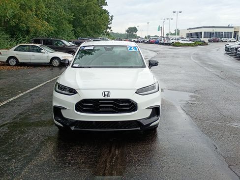 Used 2024 Honda HR-V Sport image 8