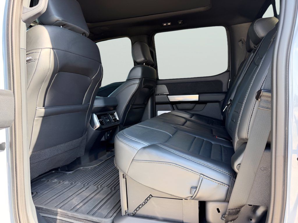 Used 2025 Ford F250 Platinum AWD/4WD image 20