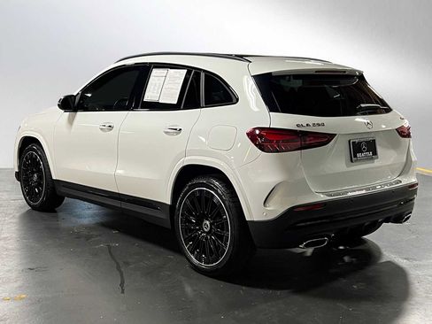 Certified 2025 Mercedes-Benz GLA 250 4MATIC image 5