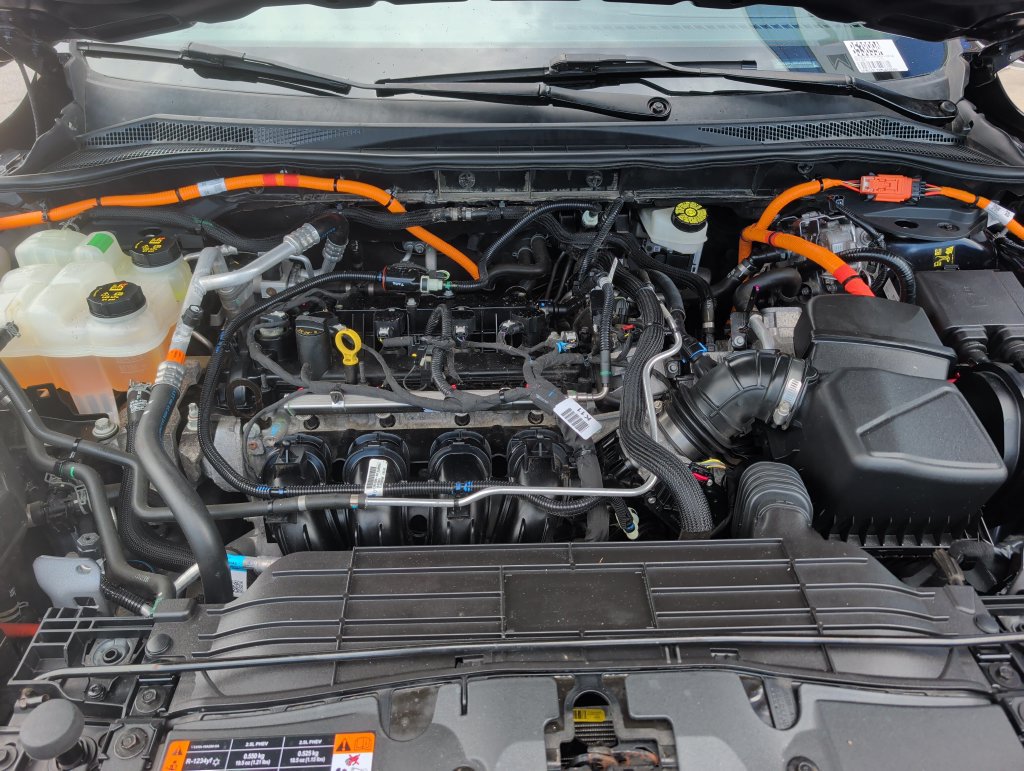 Used 2021 Ford Escape Titanium w/ Titanium Premium Package FWD image 25