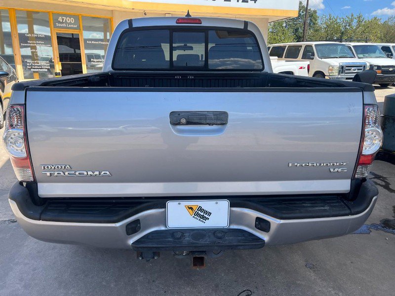 Used 2015 Toyota Tacoma PreRunner w/ TRD Sport Package RWD image 5