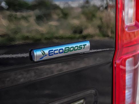 Used 2020 Ford Ranger XLT w/ Equipment Group 301A Mid image 16