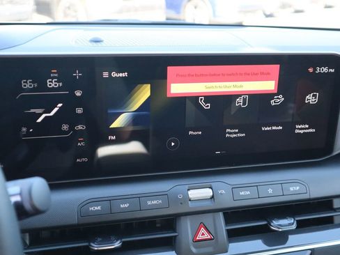 New 2025 Kia K4 EX image 36