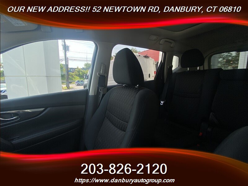 Used 2017 Nissan Rogue SV AWD/4WD image 15