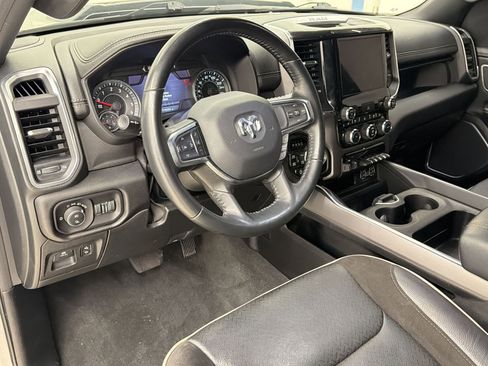Used 2022 RAM 1500 Laramie AWD/4WD image 4