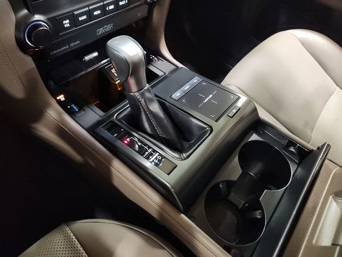 Used 2023 Lexus GX 460 Premium image 39