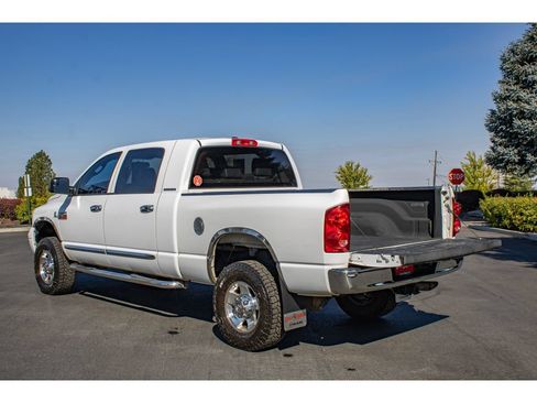 Used 2007 Dodge Ram 2500 Truck Laramie w/ Protection Group AWD/4WD image 9