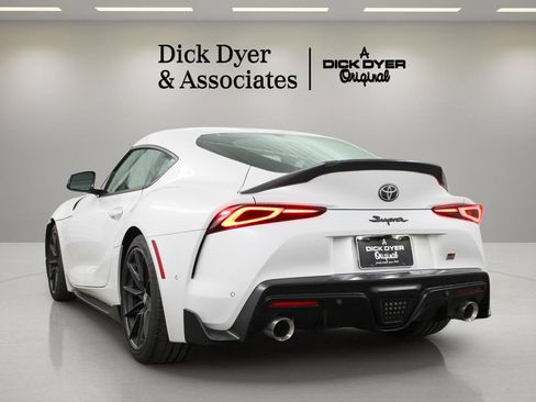 Used 2026 Toyota Supra w/ Driver Assist Package RWD image 9