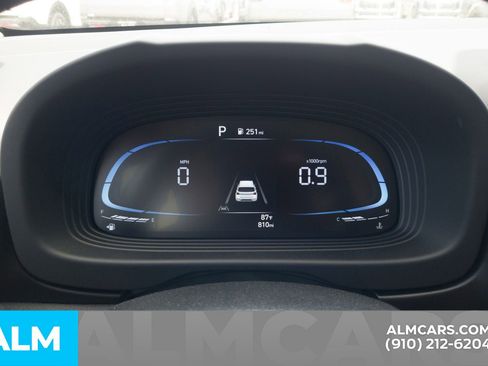Certified 2026 Hyundai Venue SE FWD image 28