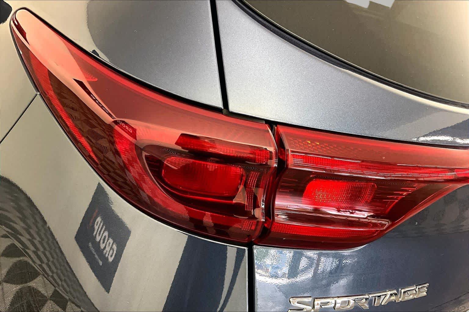 Used 2022 Kia Sportage LX FWD image 26