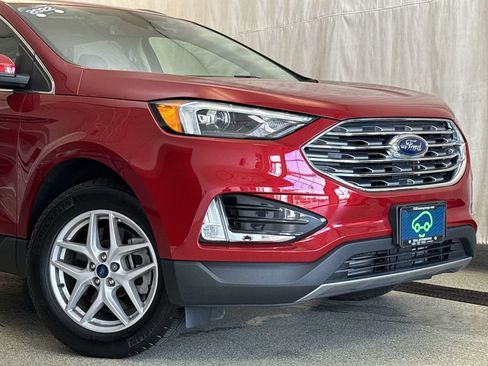 Used 2022 Ford Edge SEL w/ Convenience Package AWD/4WD image 2