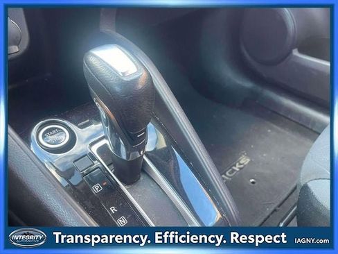 Certified 2020 Nissan Kicks S image 27