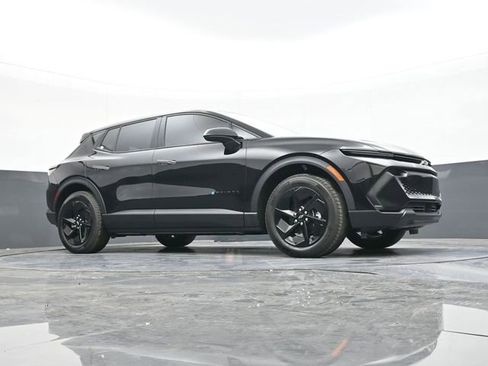 New 2026 Chevrolet Equinox EV LT w/ Midnight Package FWD image 45