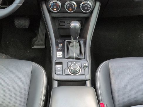 Used 2019 MAZDA CX-3 Grand Touring w/ Premium Package FWD image 18