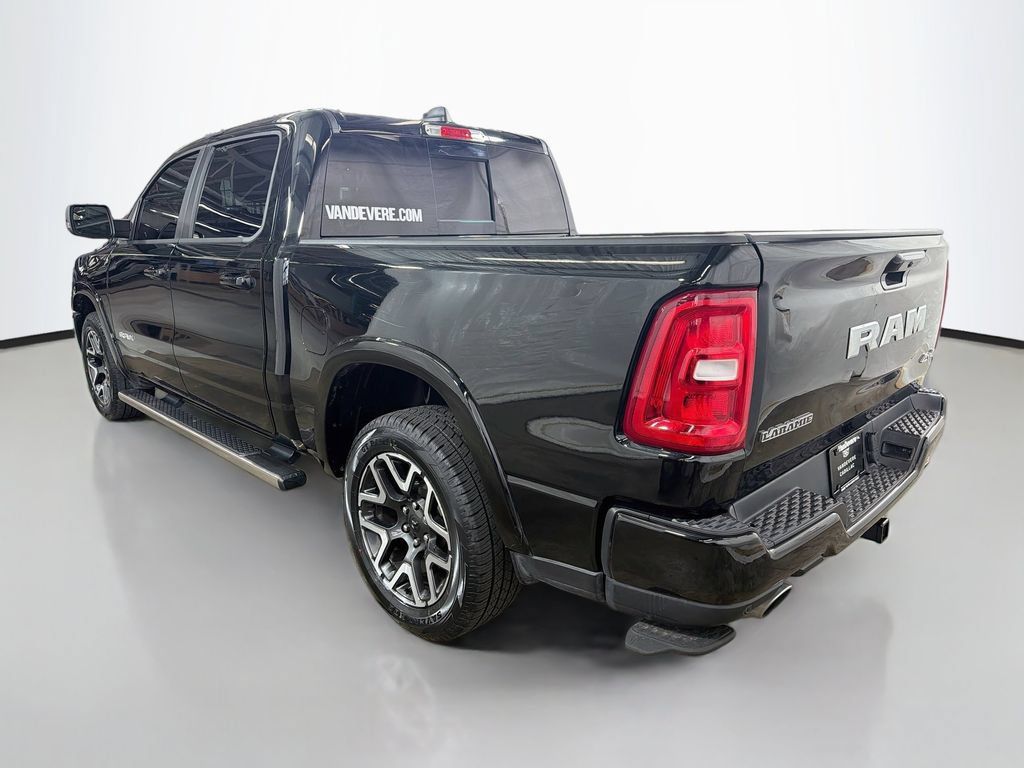 Used 2025 RAM 1500 Laramie w/ Sport Appearance Package AWD/4WD image 7