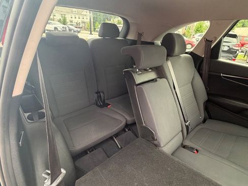Used 2019 Kia Sorento S FWD image 20