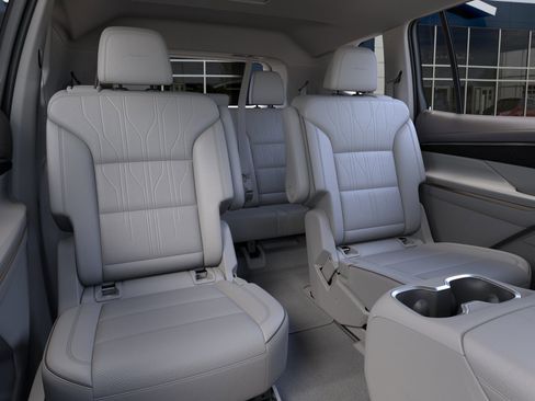 New 2026 Buick Enclave Avenir FWD image 17
