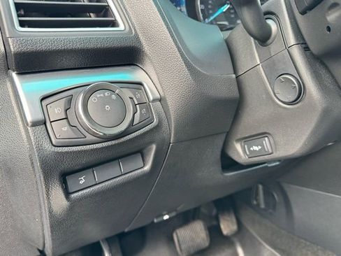 Used 2016 Ford Explorer Limited image 38