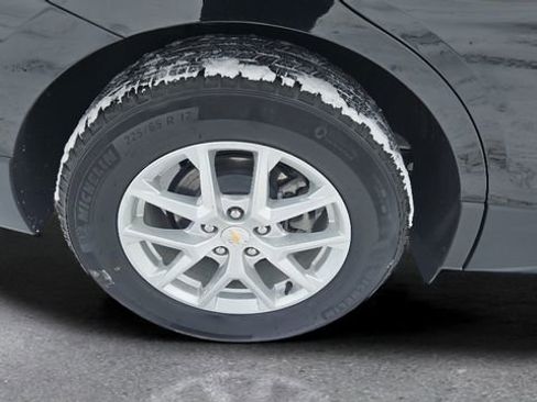 Used 2024 Chevrolet Equinox LT image 18