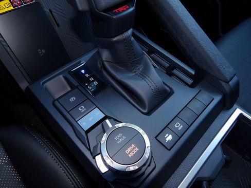 New 2025 Toyota Tacoma TRD Sport image 17