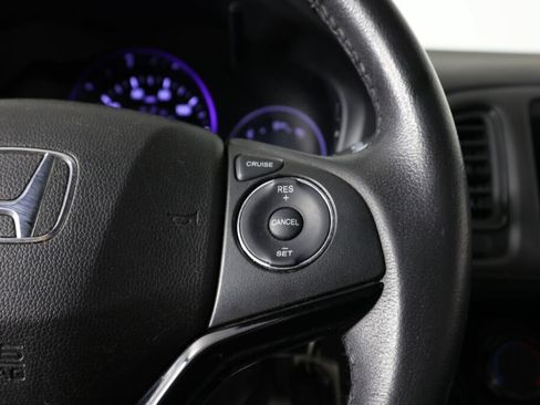 Used 2019 Honda HR-V Sport image 32