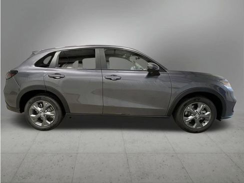 New 2027 Honda HR-V LX image 7
