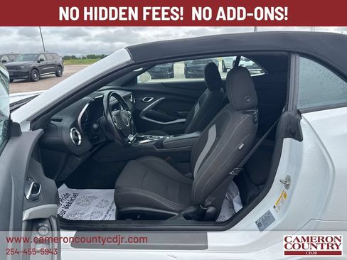 Used 2023 Chevrolet Camaro LT RWD image 13