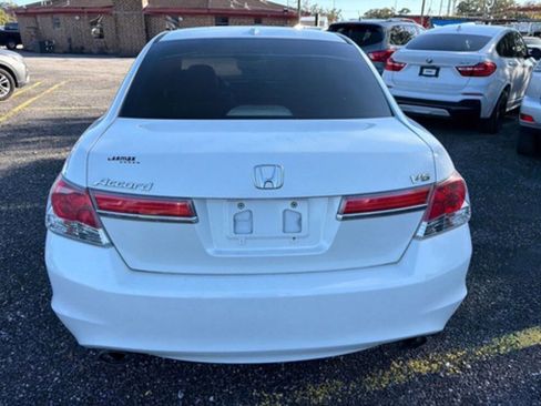 Used 2011 Honda Accord EX-L image 4