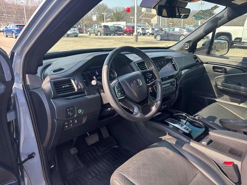 Used 2023 Honda Passport Elite image 12