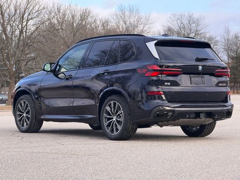 New 2026 BMW X5 M60i image 4