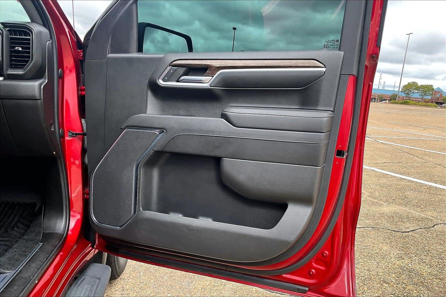 Used 2023 GMC Sierra 1500 Elevation RWD image 27